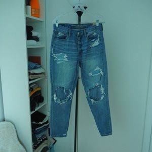 American Eagle Vintage Hi-Rise Boyfriend Jeans
